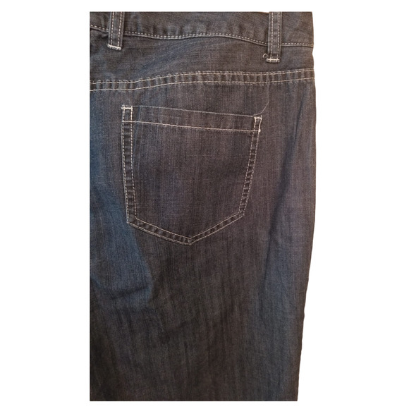 Christopher Banks Capri Short Blue Women's Jeans Size 12 34 Inseam 20 in - Picture 6 of 8